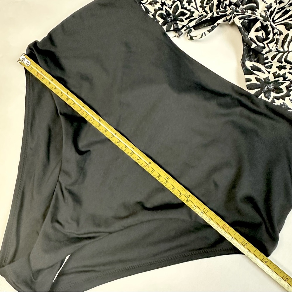 prAna Women's Ruby Beach Flora Fauna One Piece Swimsuit Small - Picture 6 of 13